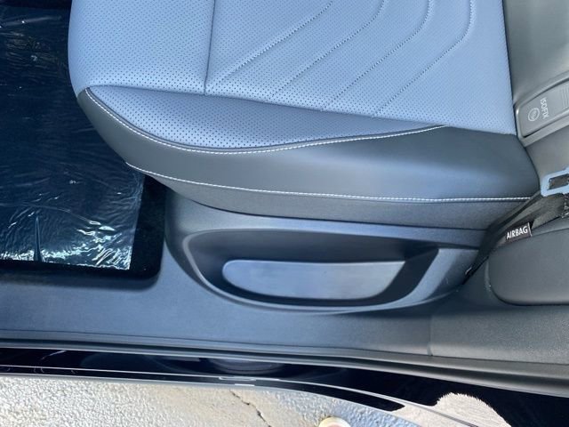 New 2025 Volkswagen Tiguan SE image 62