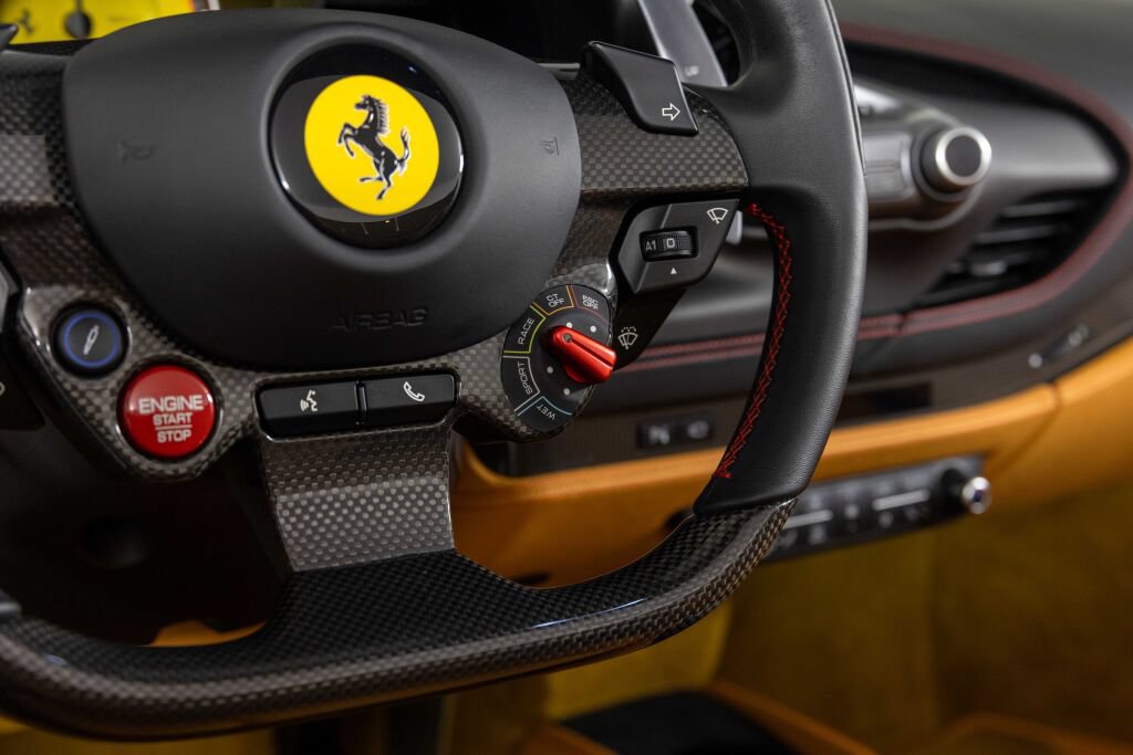 Used 2022 Ferrari F8 Tributo RWD image 41
