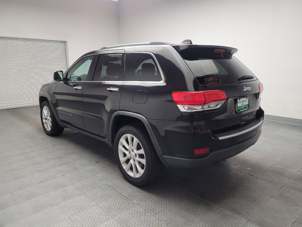 Used 2017 Jeep Grand Cherokee Limited RWD image 5