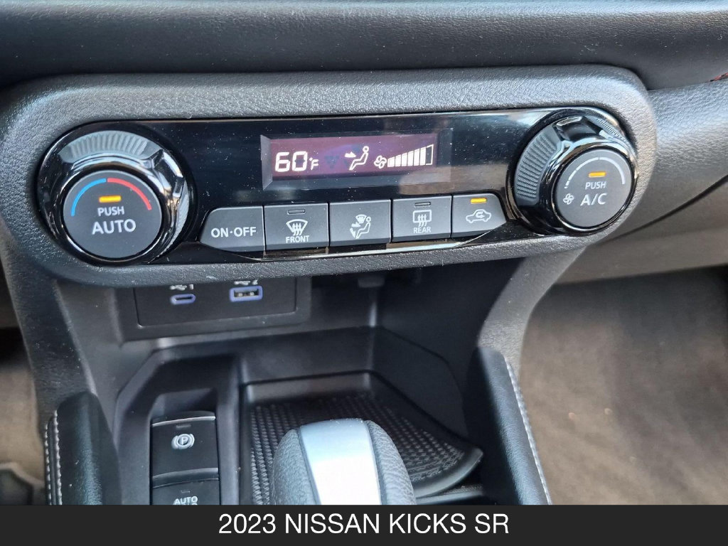 Used 2023 Nissan Kicks SR FWD image 22