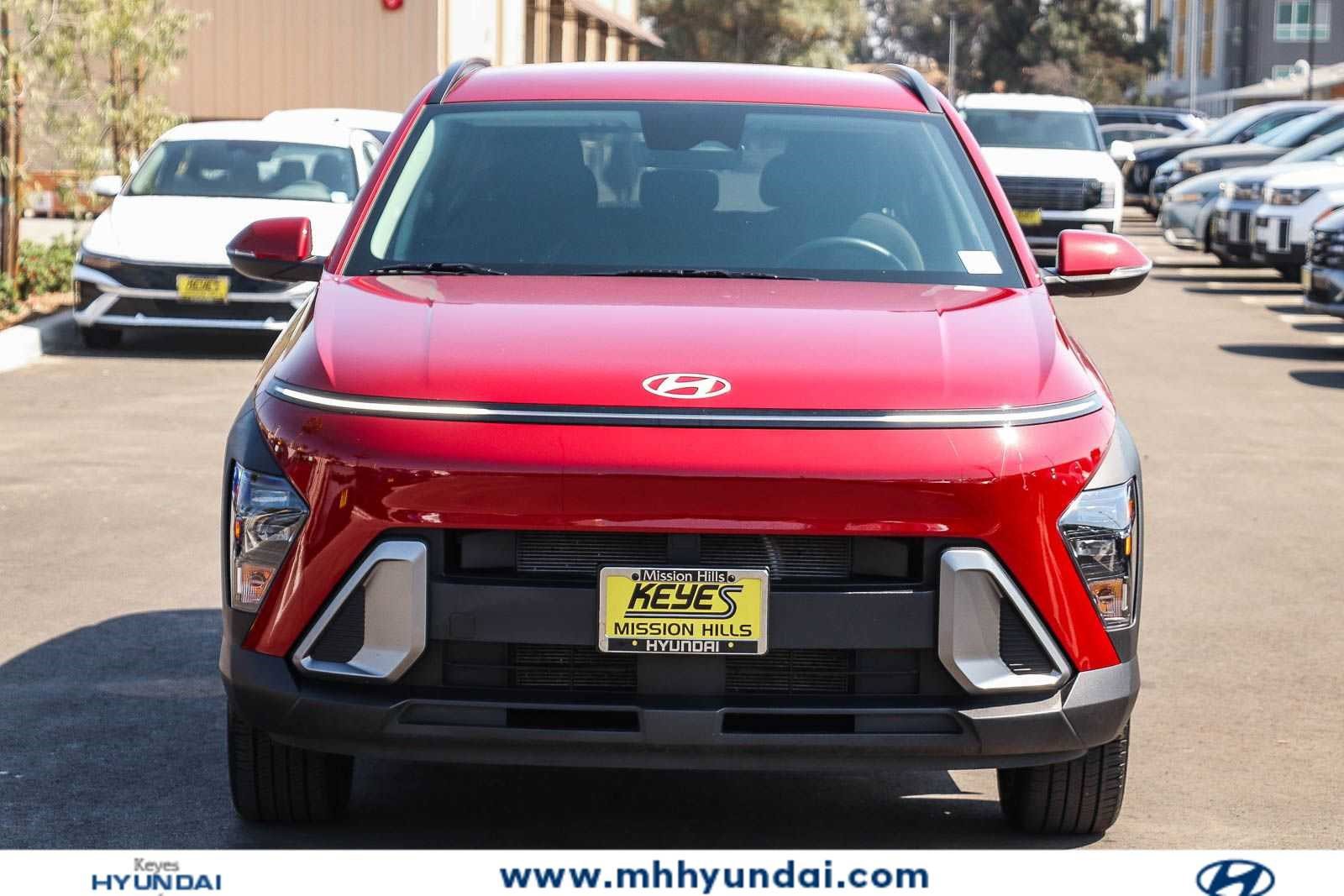 Certified 2025 Hyundai Kona SEL AWD/4WD image 6