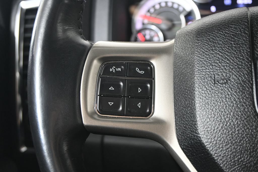 Used 2016 RAM 1500 Laramie w/ Convenience Group AWD/4WD image 37