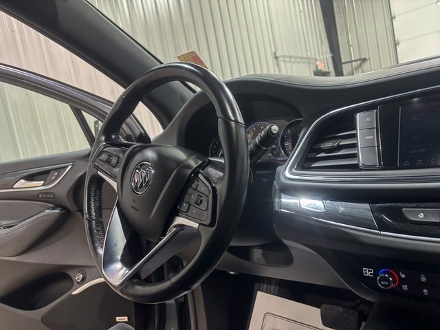 Used 2024 Buick Enclave Premium image 17