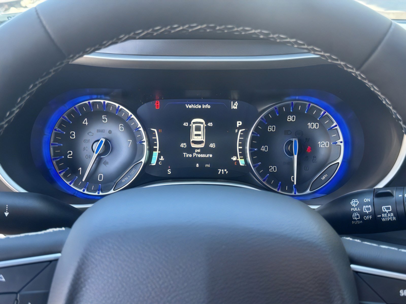 New 2026 Chrysler Voyager LX image 20