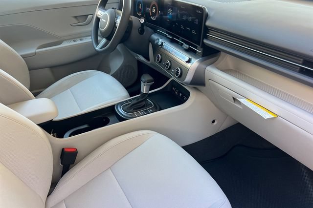 New 2026 Hyundai Kona SE FWD image 15