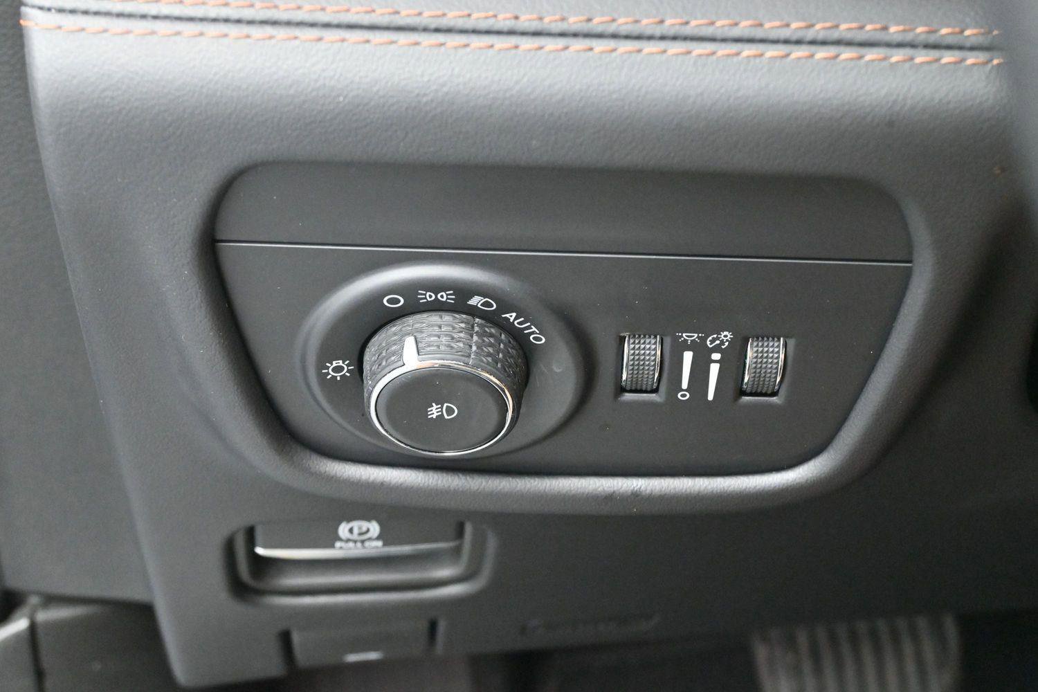 Used 2023 Jeep Grand Cherokee L Summit image 30