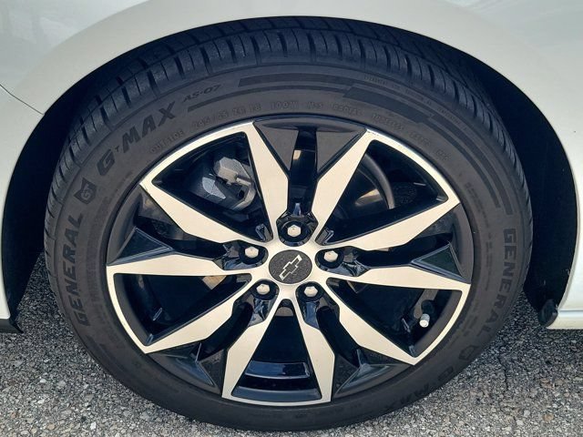 Used 2021 Chevrolet Malibu RS FWD image 10