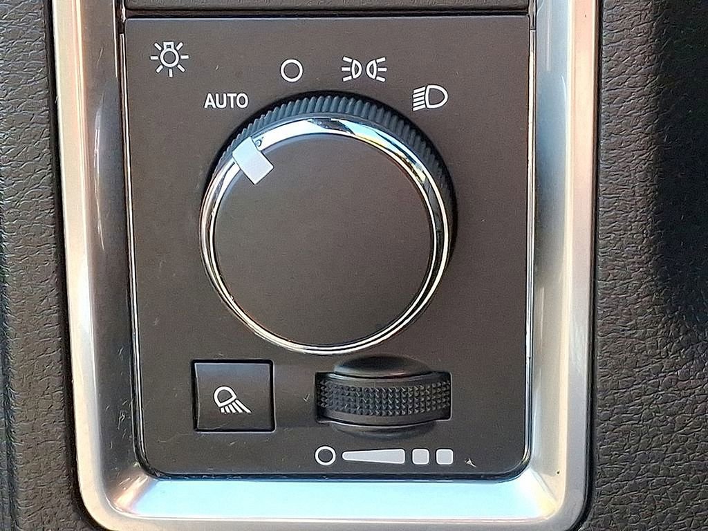 Used 2024 RAM 1500 Classic Warlock image 23