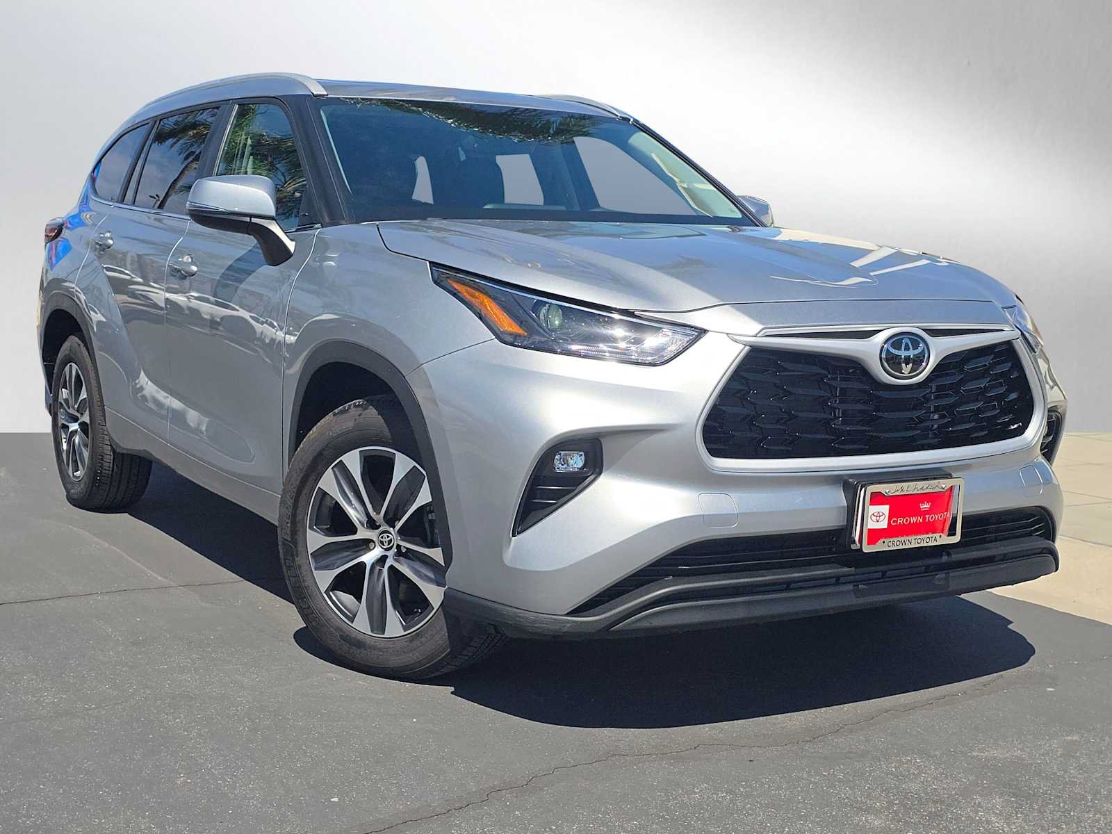 Certified 2025 Toyota Highlander XLE
