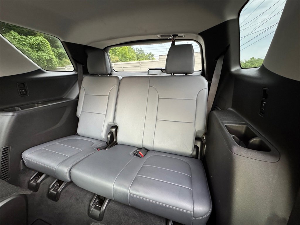 Used 2021 Chevrolet Traverse LT w/ LT Premium Package image 31