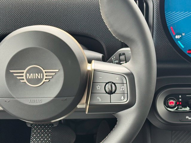 New 2026 MINI Cooper 4-Door Hardtop FWD image 22