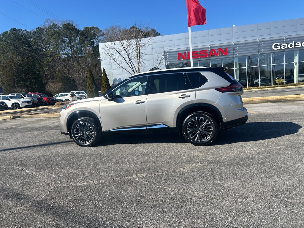 New 2026 Nissan Rogue Platinum image 7