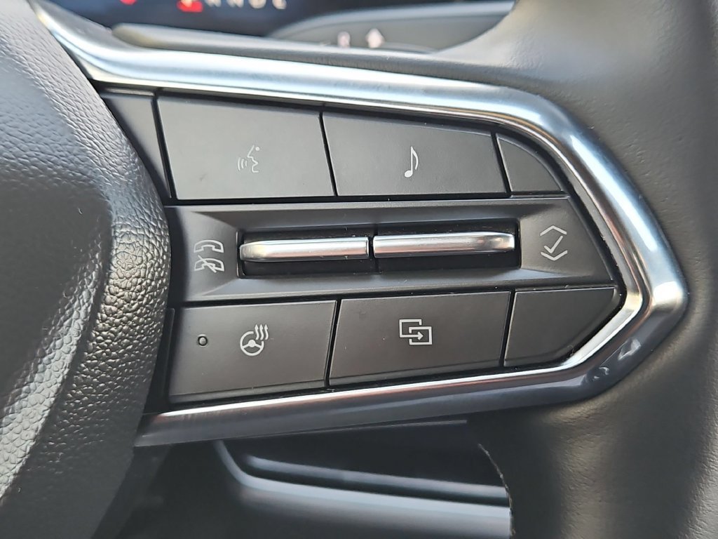Used 2026 Chevrolet Equinox LT FWD image 22