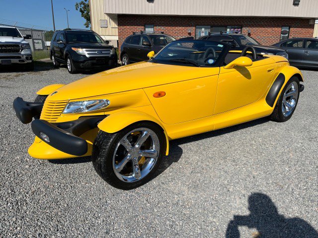 Used 2002 Chrysler Prowler image 2