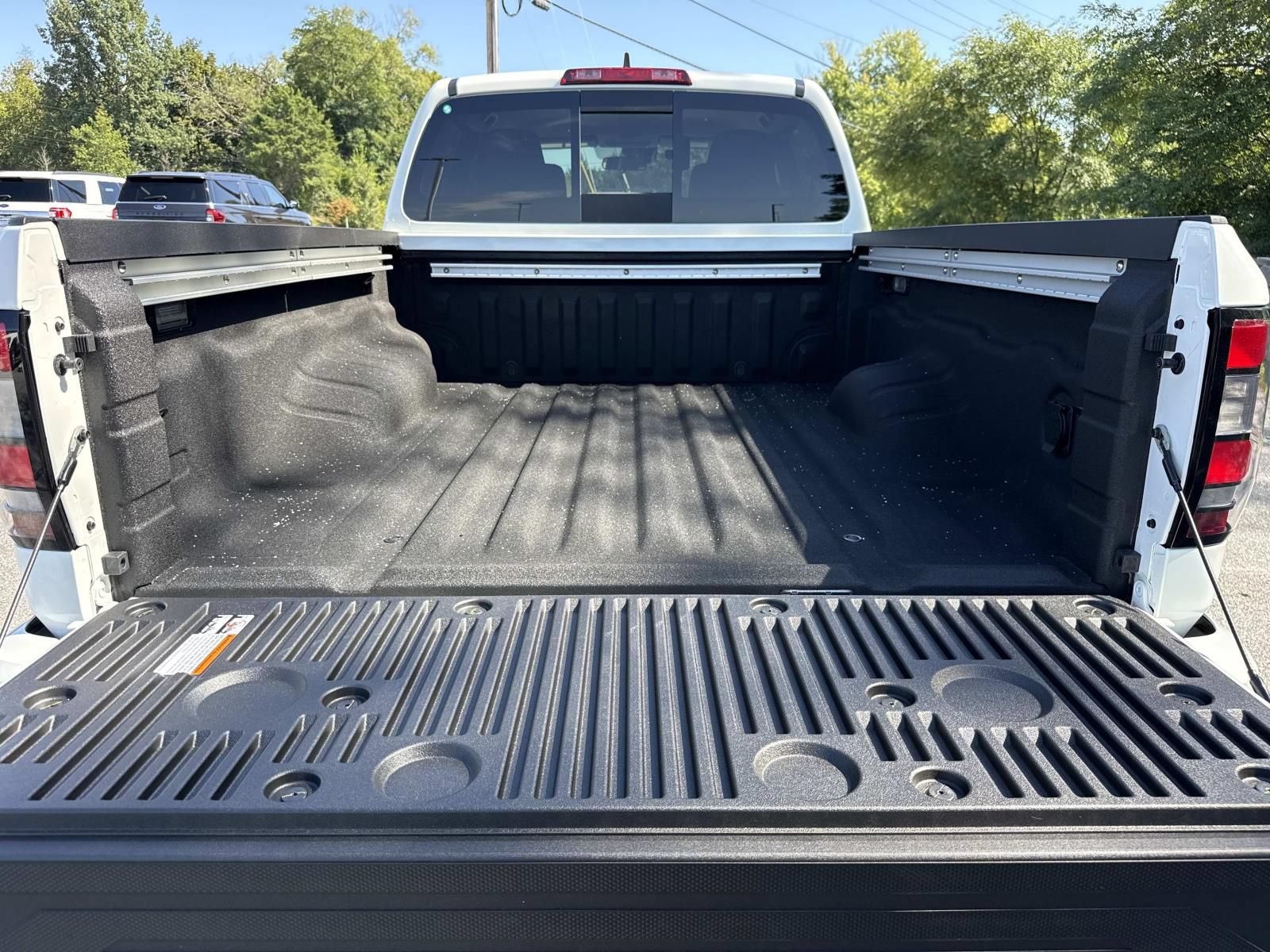 New 2027 Nissan Frontier SV w/ SV Convenience Package AWD/4WD image 27
