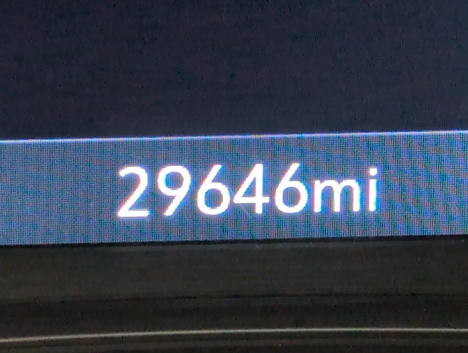 Used 2023 Chevrolet Traverse LT AWD/4WD image 3