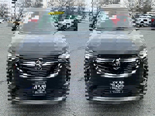 Used 2023 Buick Envision Essence image 2