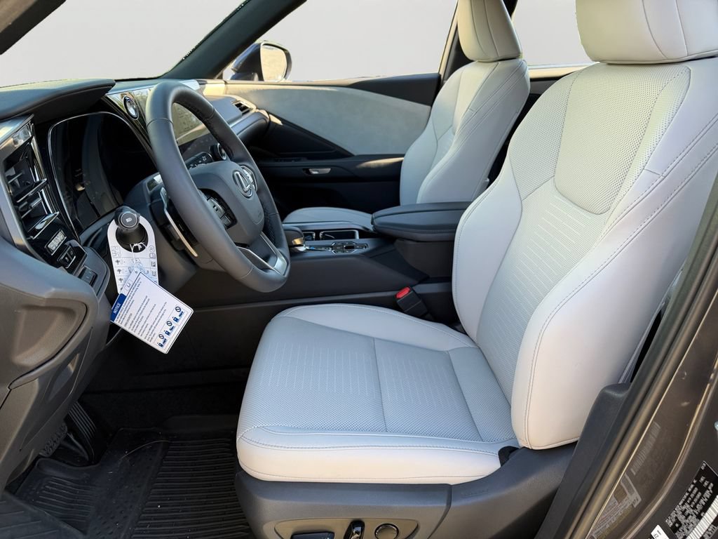 Certified 2026 Lexus TX 350 AWD w/ Technology Package image 16