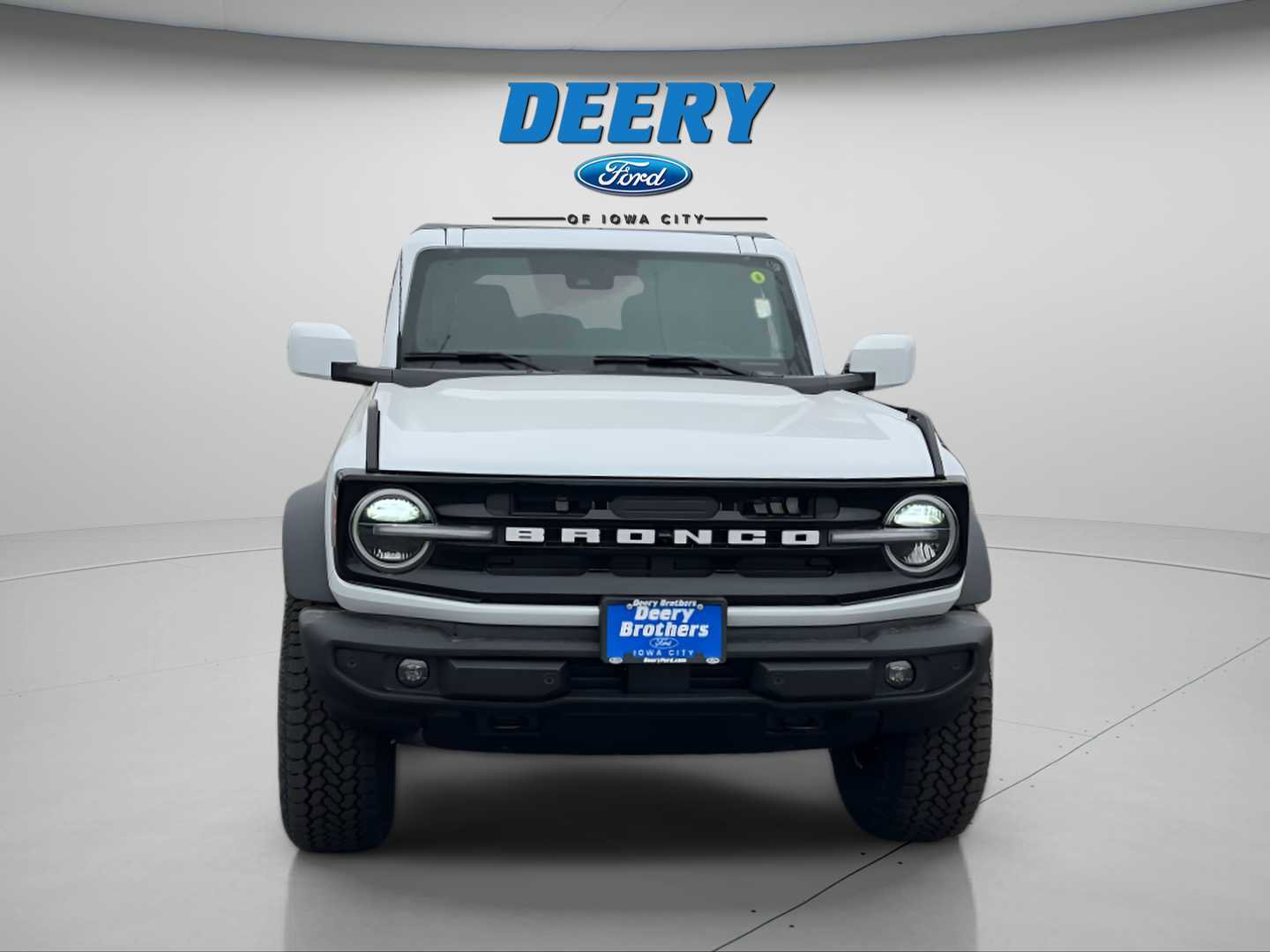 New 2026 Ford Bronco Outer Banks w/ Sasquatch Package image 8