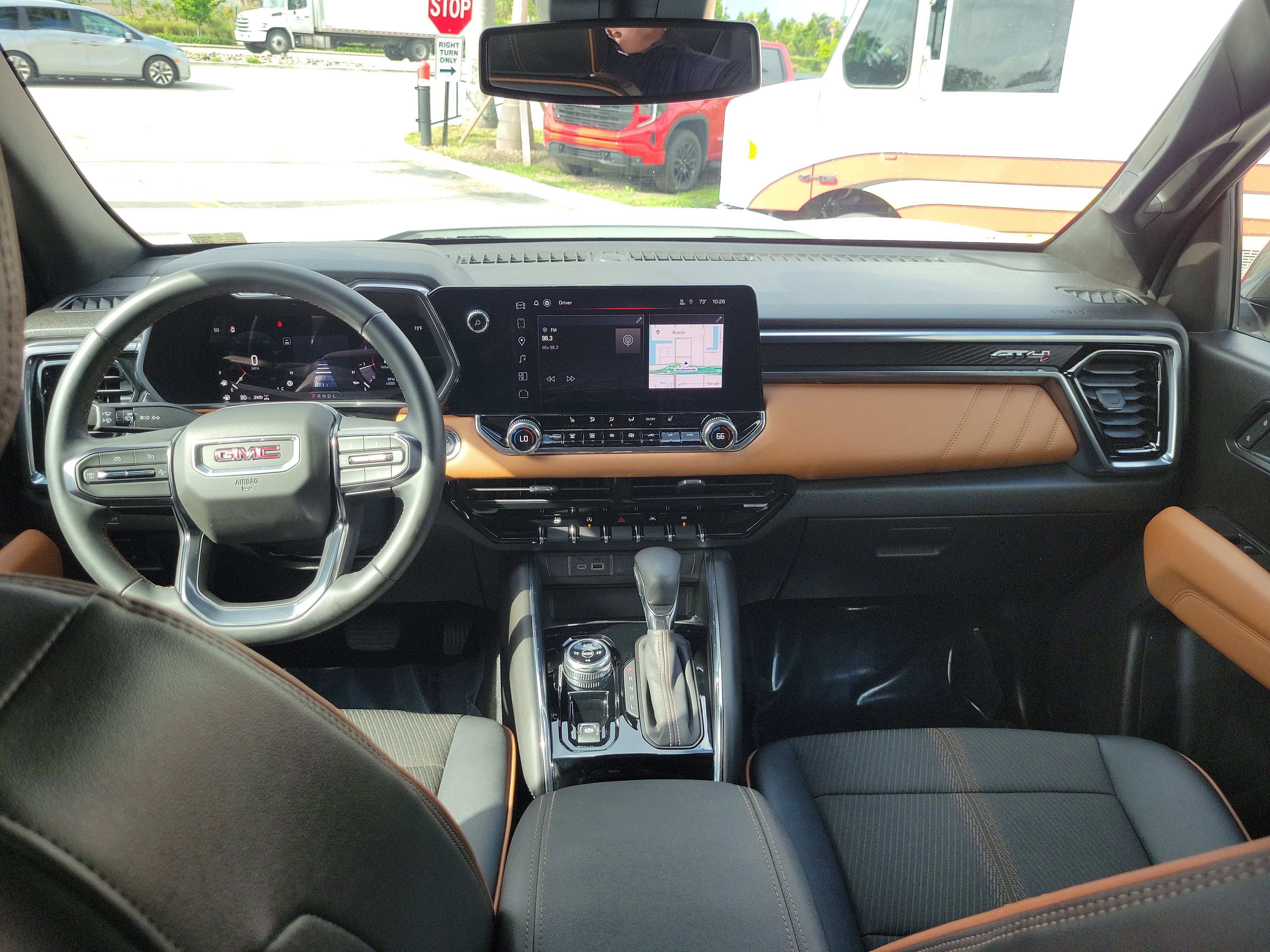 Used 2025 GMC Canyon AT4 image 17