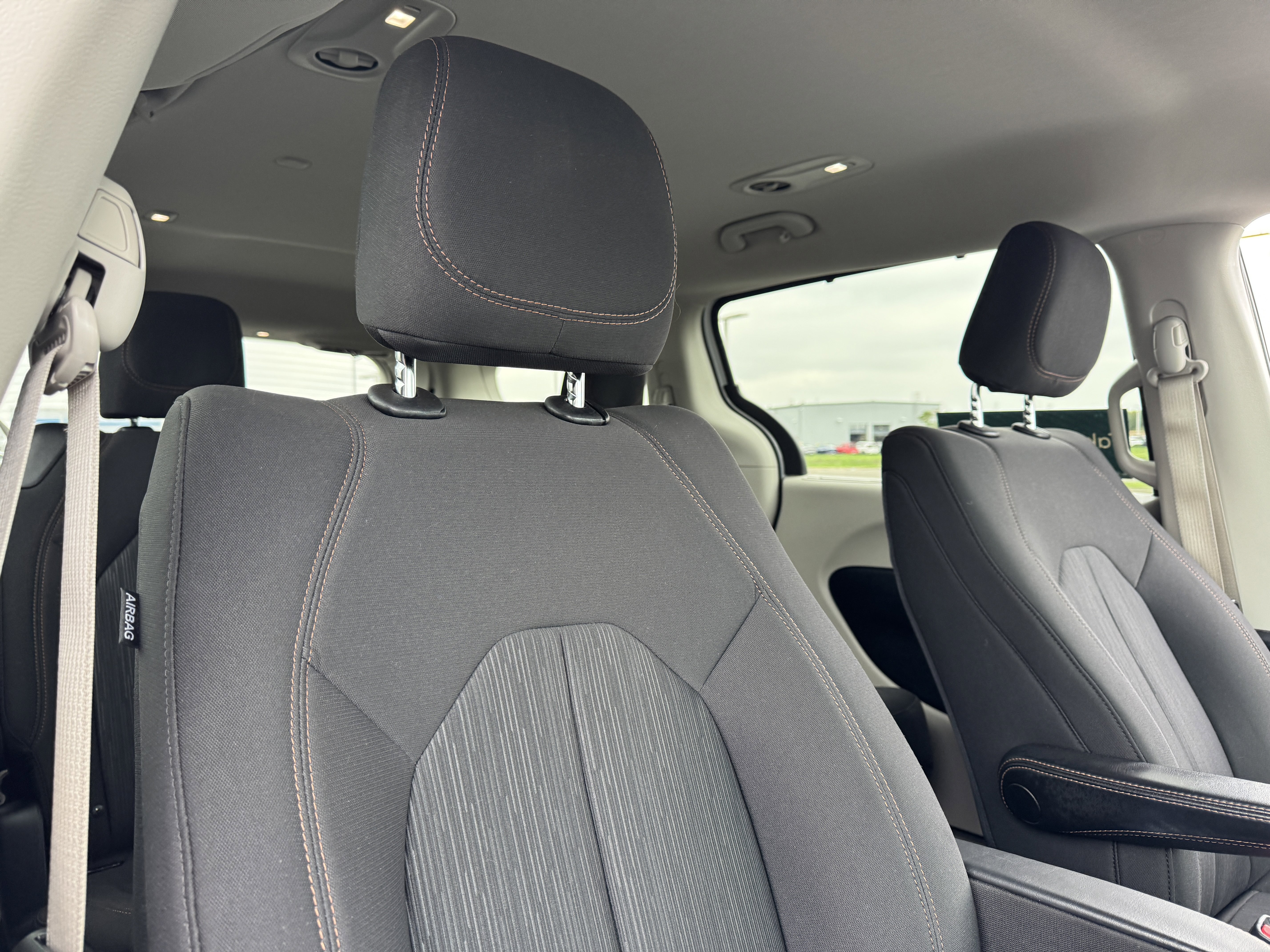 Used 2018 Chrysler Pacifica Touring Plus image 22