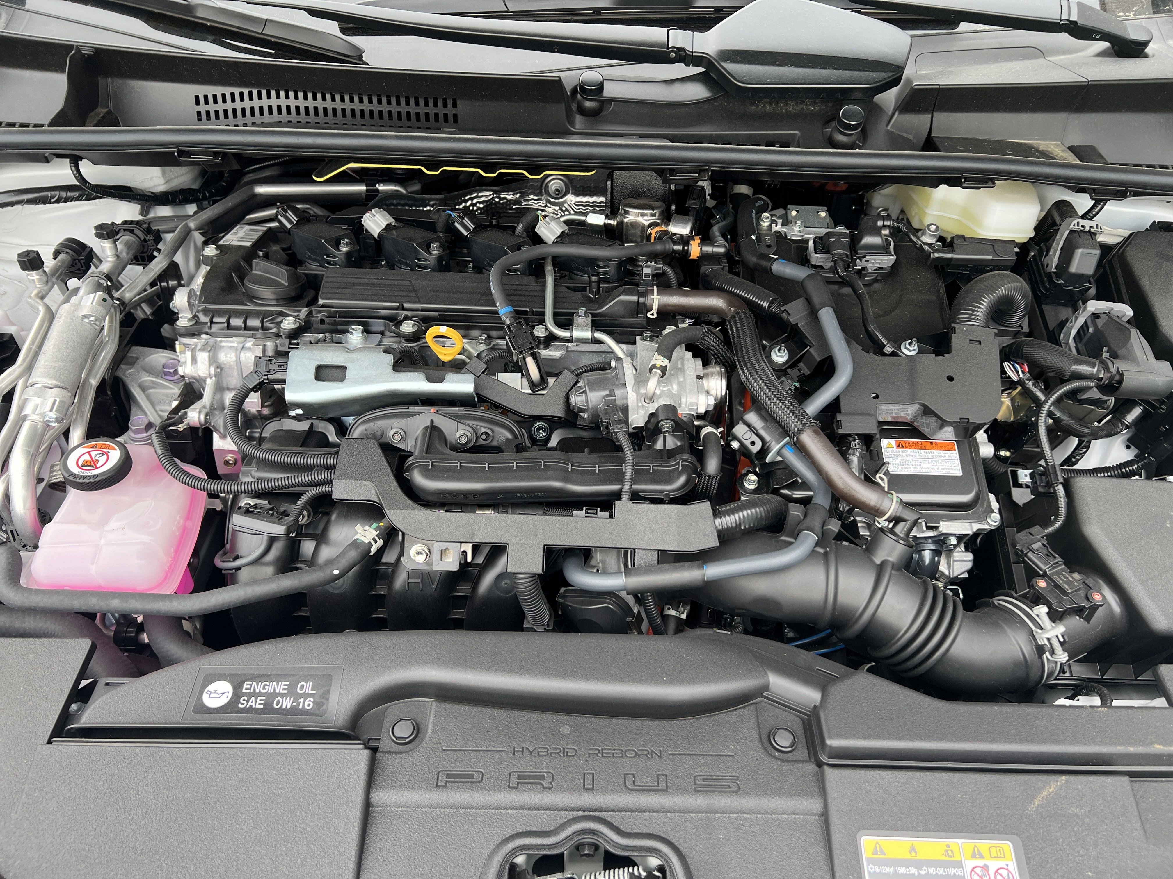 Used 2024 Toyota Prius Prime Premium w/ Advanced Technology Package image 13