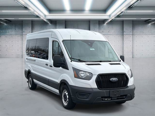 Used 2022 Ford Transit 350 XL image 2