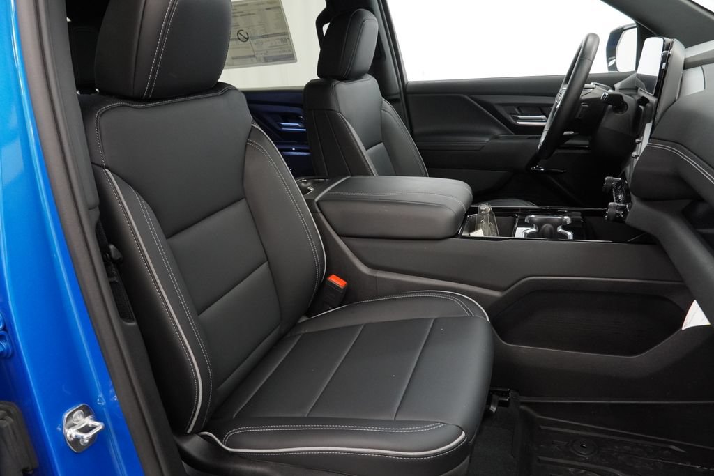 New 2026 Chevrolet Silverado EV LT AWD/4WD image 25