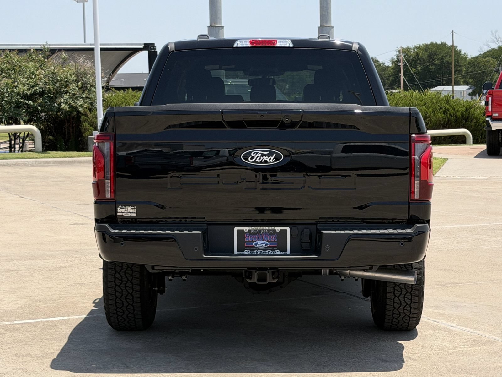 New 2026 Ford F150 Lariat w/ FX4 Off-Road Package AWD/4WD image 5
