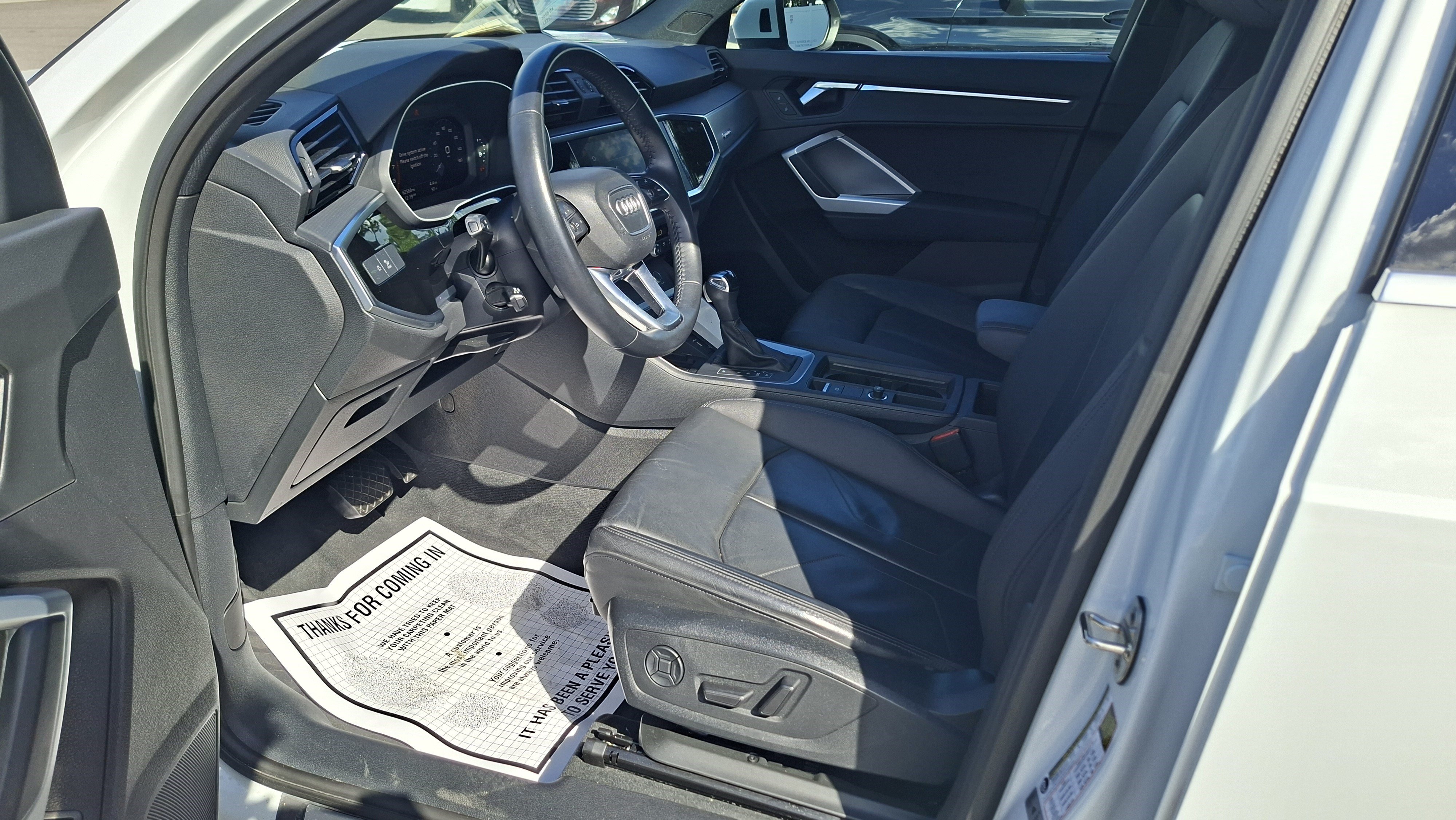 Used 2020 Audi Q3 2.0T Premium Plus w/ Premium Plus Package AWD/4WD image 9