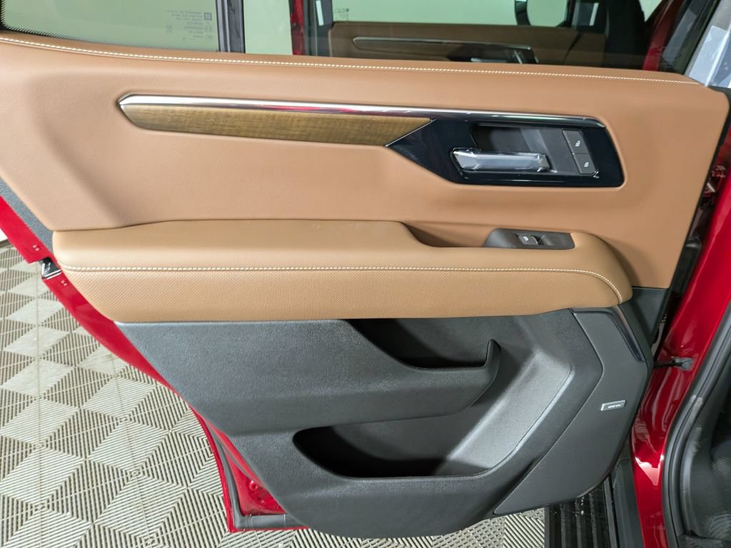 New 2026 Chevrolet Tahoe High Country AWD/4WD image 31