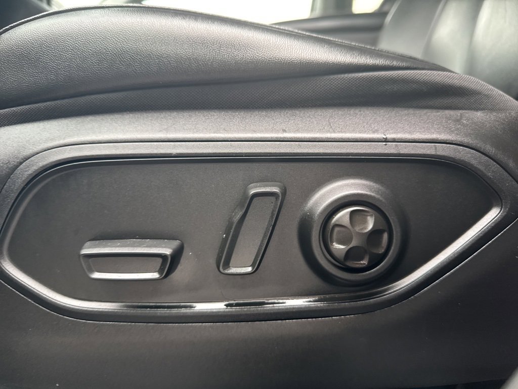 Used 2022 Jeep Grand Cherokee Limited image 11