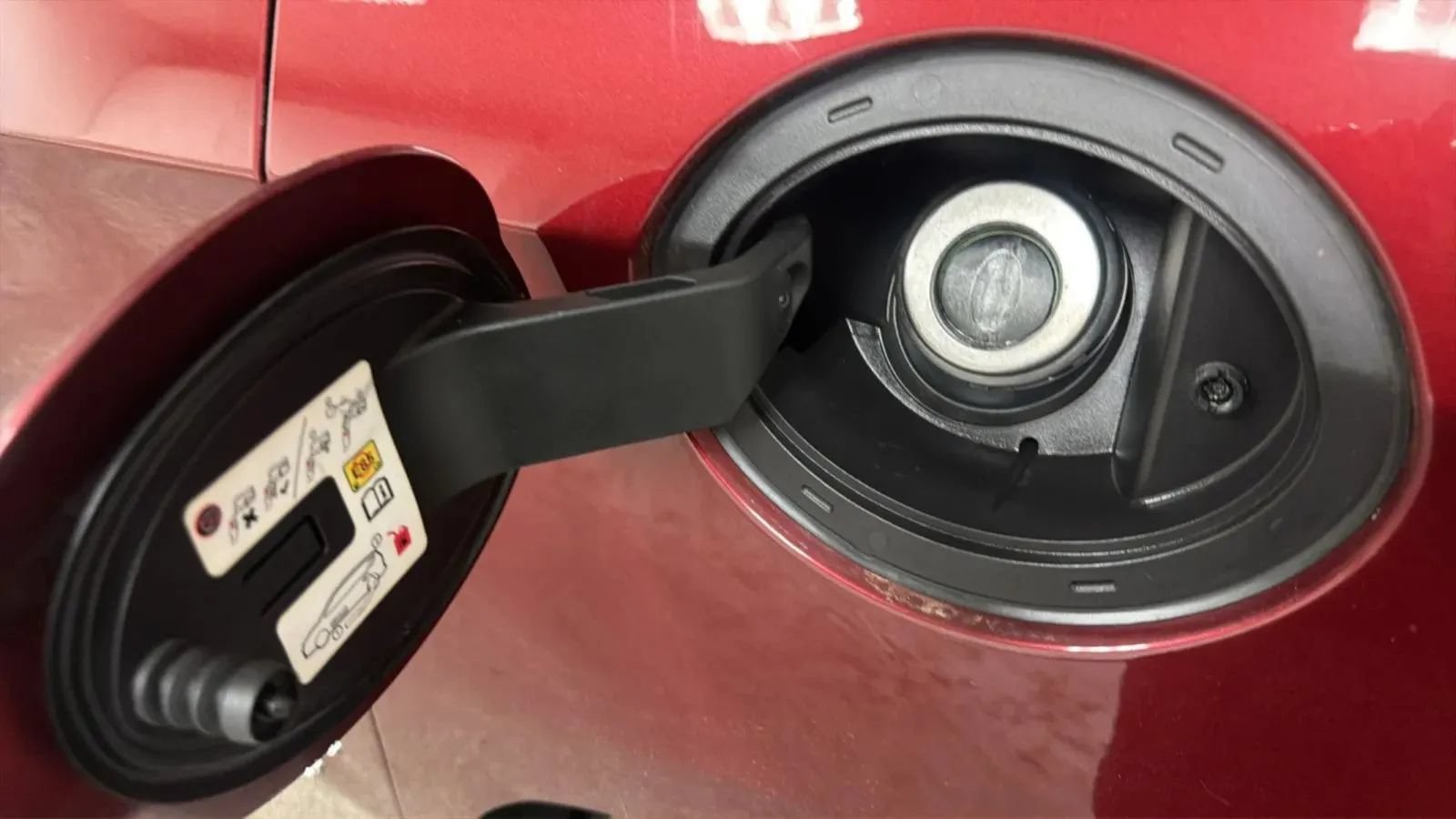 Used 2019 Chrysler Pacifica Touring-L FWD image 30