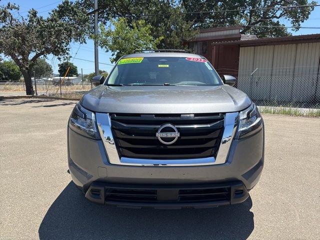 Used 2022 Nissan Pathfinder SV w/ Cargo Package FWD image 2