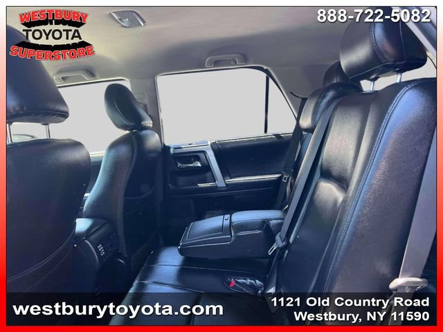 Used 2018 Toyota 4Runner SR5 AWD/4WD image 12