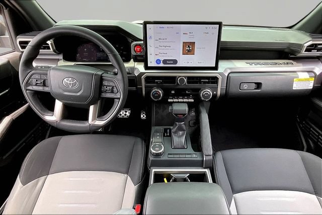 Used 2025 Toyota Tacoma TRD Sport RWD image 7