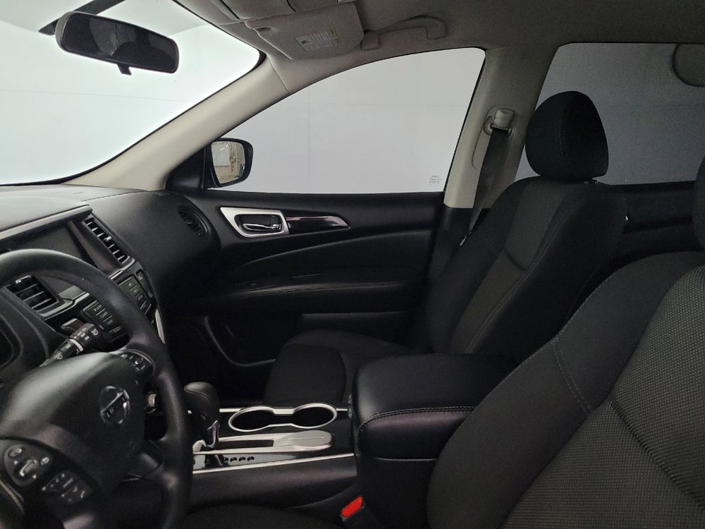 Used 2019 Nissan Pathfinder S FWD image 17