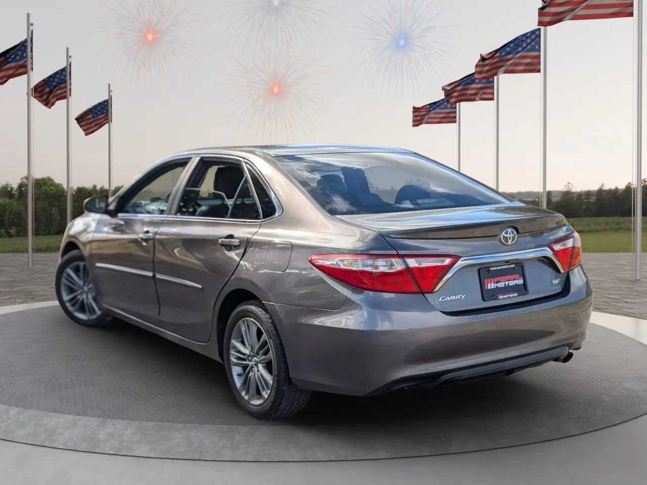 Used 2017 Toyota Camry SE image 5