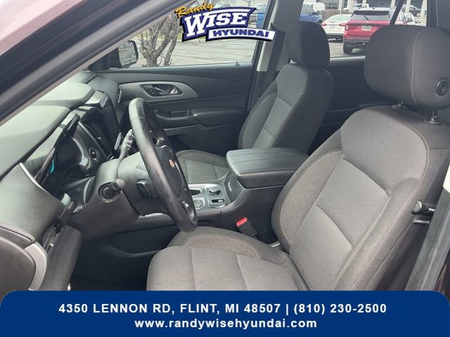 Used 2020 Chevrolet Traverse LT image 9