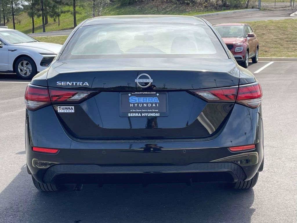 Used 2025 Nissan Sentra S image 4