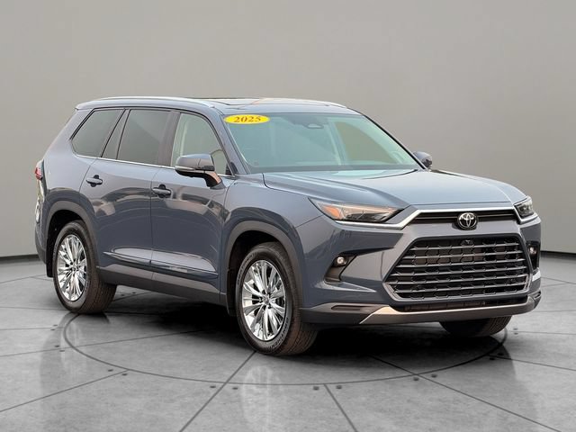 Certified 2025 Toyota Grand Highlander AWD image 8