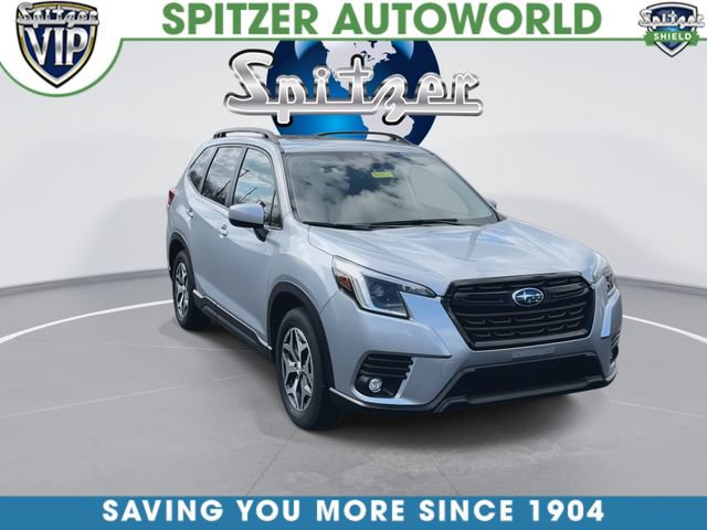 Used 2024 Subaru Forester Premium AWD/4WD image 3