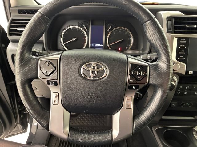 Used 2024 Toyota 4Runner Limited AWD/4WD image 22