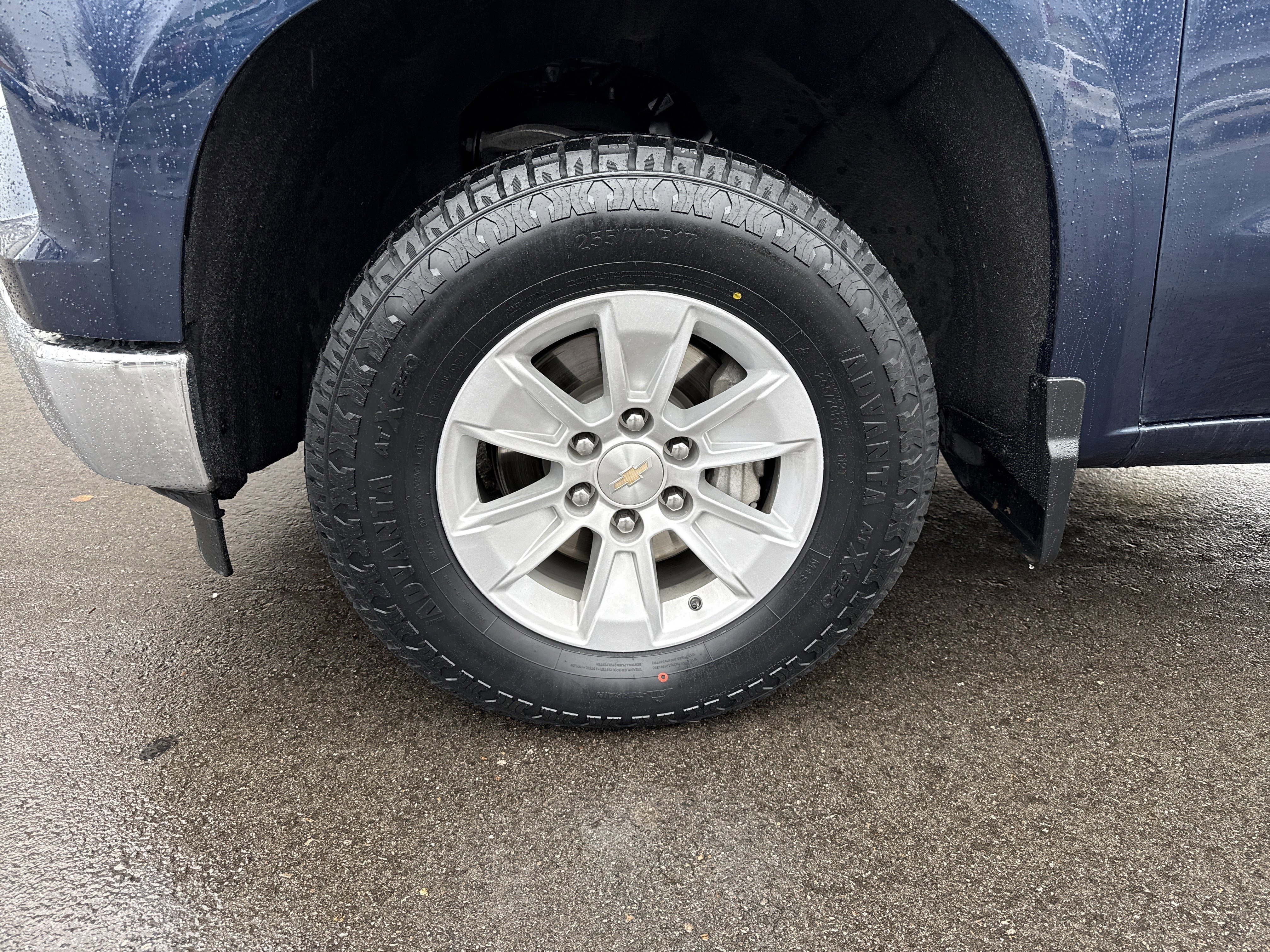 Used 2023 Chevrolet Silverado 1500 LT w/ Convenience Package II image 27