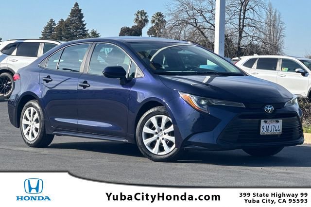 Used 2024 Toyota Corolla LE image 1
