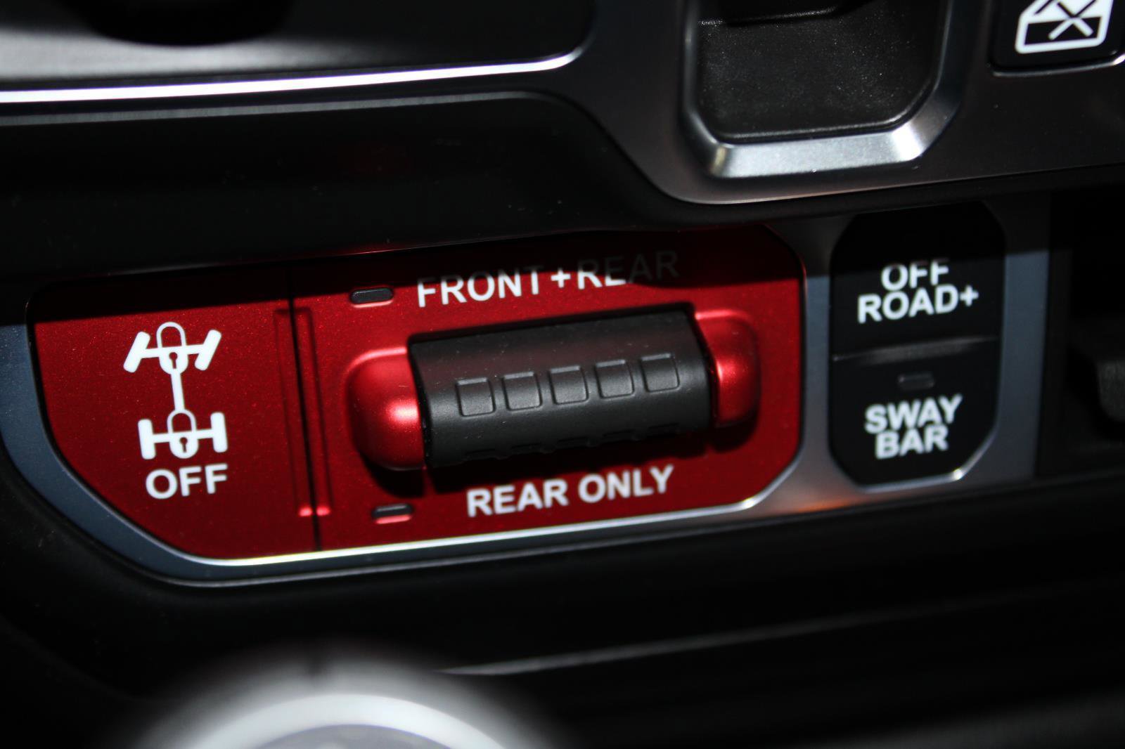 Used 2023 Jeep Gladiator Rubicon w/ Cold Weather Group AWD/4WD image 27