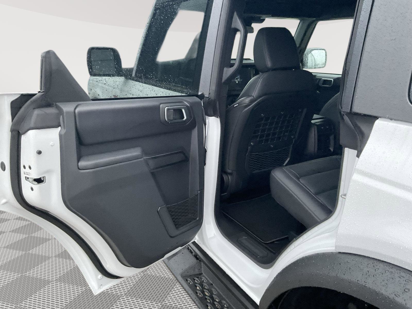 New 2025 Ford Bronco Badlands image 16