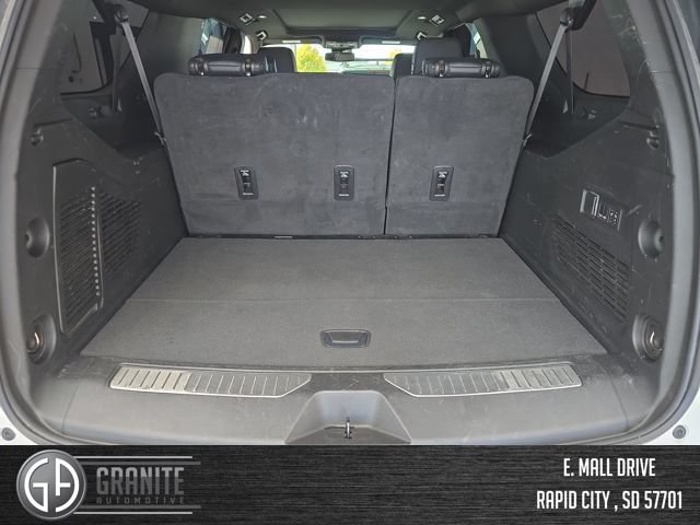 Used 2024 GMC Yukon XL Denali AWD/4WD image 24
