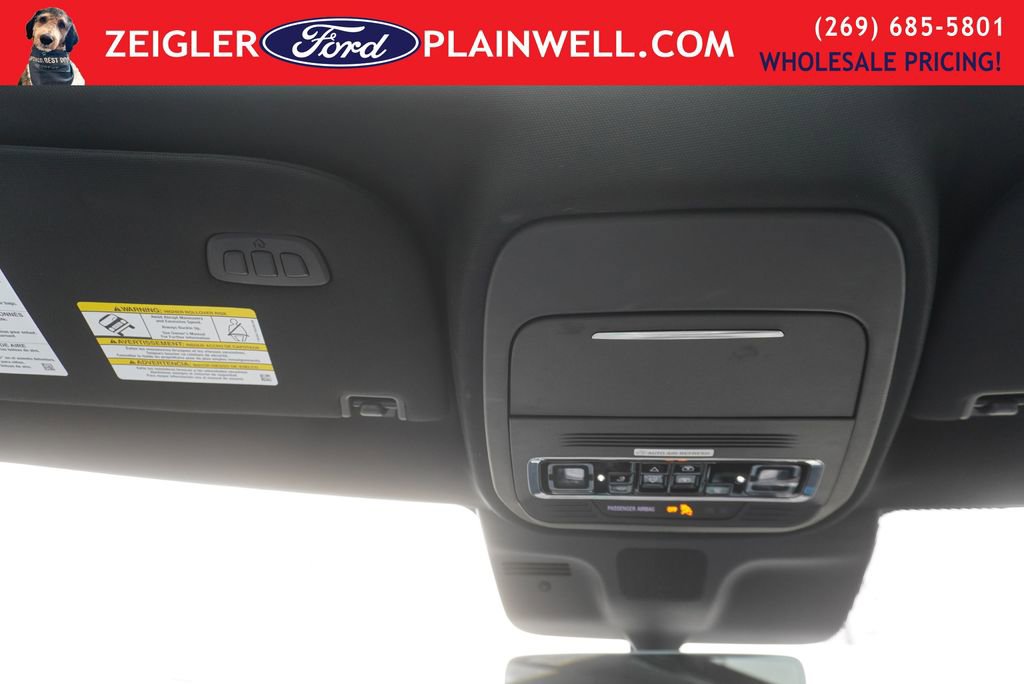 Used 2025 Lincoln Navigator Reserve w/ Jet Appearance Package image 44