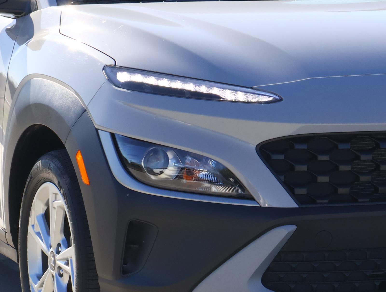 Used 2023 Hyundai Kona SEL w/ Cargo Package image 7